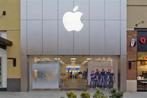 Apple Retail Store Alderwood Mall En 2024 Pensando En Ti