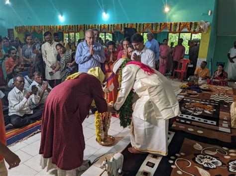 Guru Poornima 2023 In Ashram Surabhivana Gaushala Donate To Feed