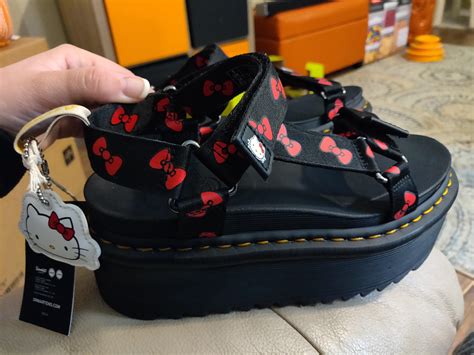 My Hello Kitty Dr. Martens sandals came in! : r/HelloKitty