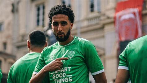 Le Nouveau Maillot De L Asse D Voil Par Hummel Pour La Saison