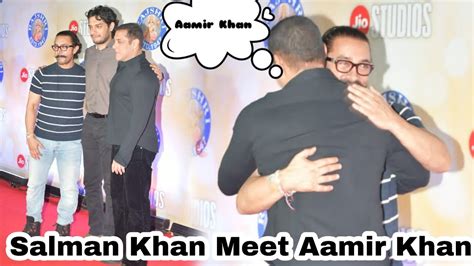 When Salman Khan Meet Aamir Khan With Son At Grand Premiere Of DONO IN