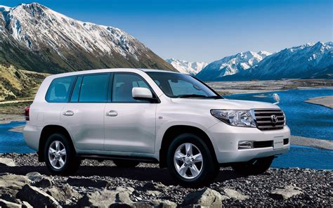 Toyota Land Cruiser Wallpapers Top Free Toyota Land Cruiser Backgrounds Wallpaperaccess