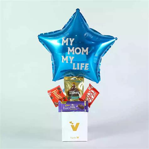 My Mom My Life Balloon And Chocolates Box Balloon Decoration In Pune Togetherv