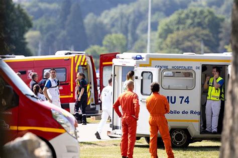 Attaque au couteau à Annecy quatre enfants et un adulte toujours en