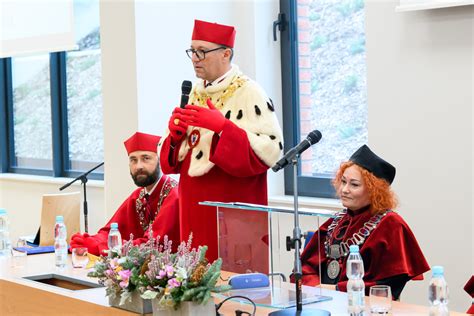 Wydzia Owa Inauguracja Roku Akademickiego Pierwsza W Nowej