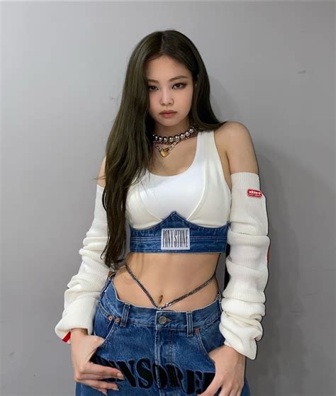 Here Are 11 Of Blackpink Jennies Sexiest Outfits That Live In Our