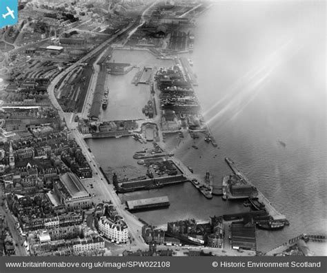 Spw022108 Scotland 1928 Dundee General View Showing Camperdown