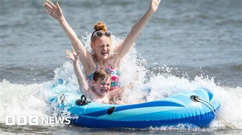 Uk Heatwave Extraordinary Temperatures Could Break Records Bbc News