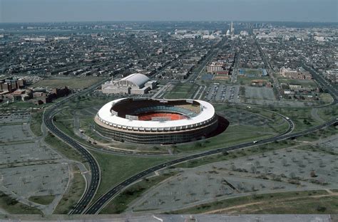 Football Prepares to Host Harvard at RFK Stadium - The Georgetown Voice