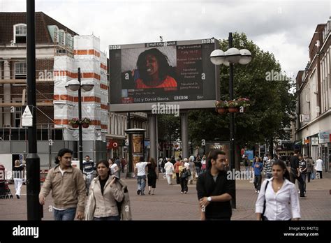 Hull City Council And The Bbc S Big Screen Queen Victoria Square