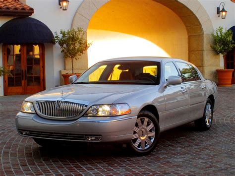 2008 Lincoln Town Car Specs And Photos Autoevolution