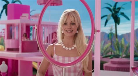 Barbie Trailer Out Ryan Gosling Margot Robbies Film Looks Extremely