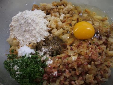 Knödel Südtiroler Speckknödel Rezept Kochbar De