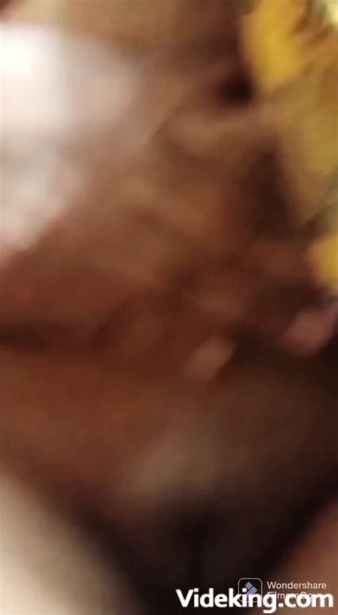 Super Horny Indian Bhabhi Shows Her Boobs And Pussy Mp4