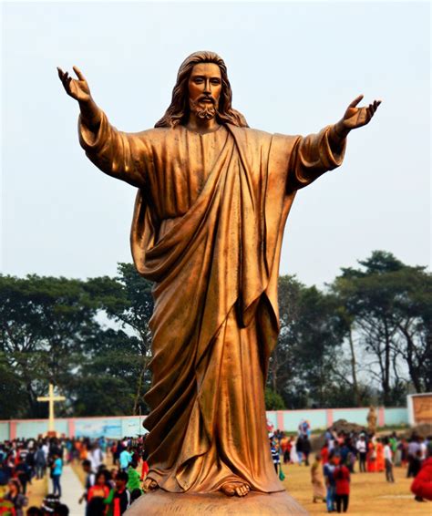 Depiction Of Jesus Sculpture Religious Sculpture Jesus Sculptures