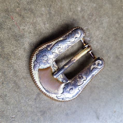 CRUMRINE WESTERN BELT BUCKLE With Keeper - Gem