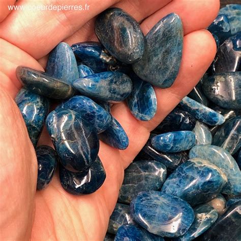 Apatite bleue de Madagascar roulées moyenne Cœur de Pierres