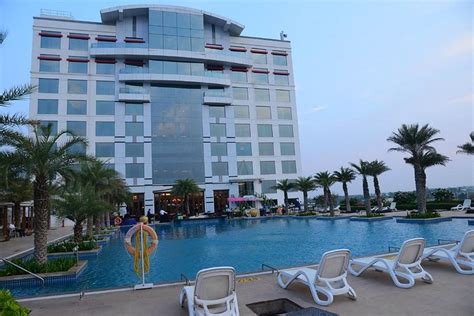 10 Hotels in Coimbatore with Swimming Pool