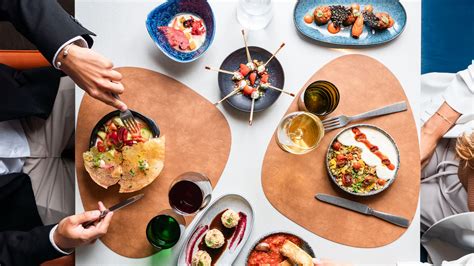 Geneva Restaurant | Geneva Marriott Hotel