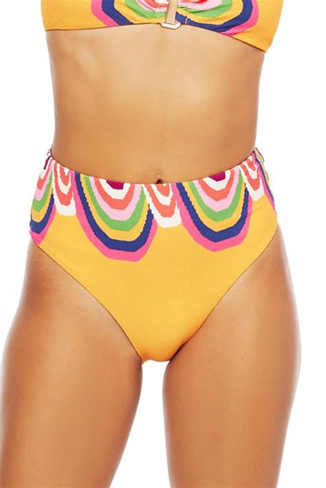 25 Best High Waisted Swimsuits — Because Retro Is Sexy Yourtango