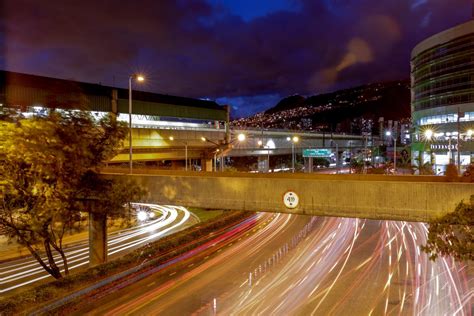 Metro De Medell N Tuhistorianosmueve On Twitter Desde La