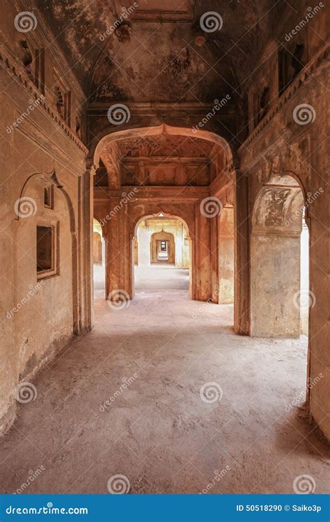 Jehangir Mahal Orchha Fort Stock Photo Image Of Jehangiri Raja