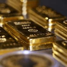 Gold Recovers With Dollar Off Yr Peak Key U S Data Awaited