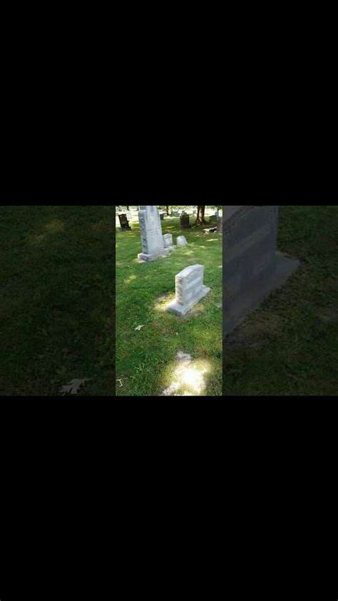 ROBERT WADLOW GRAVE THE TALLEST MAN WHO EVER LIVED 8 27 2021