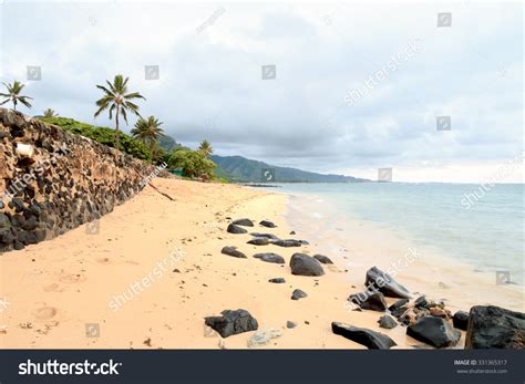 Kaaawa Beach Oahu Hawaii Stock Photo 331365317 | Shutterstock