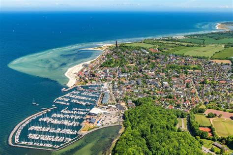 Laboe Von Oben Meeres K Ste Ostsee In Laboe Im Bundesland Schleswig