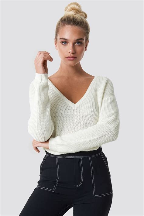 The Deep Front V Neck Knitted Sweater By Na Kd Features A Soft Knit