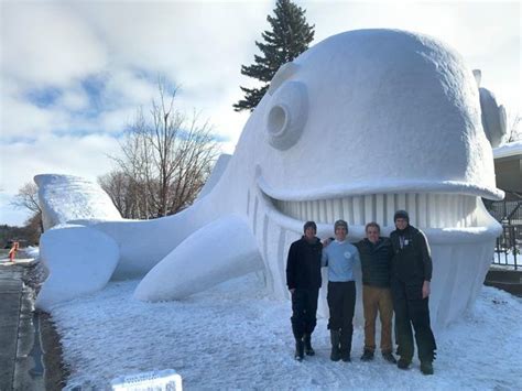 Bartz Family Snow Sculptures: A Winter Wonderland