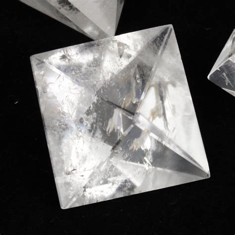 OCTAHEDRON CRYSTAL - Nativa Gems - Wholesale | Mineral & Jewelry