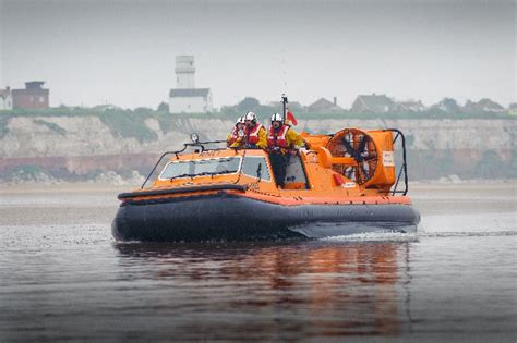 H 003 The Hunstanton Flyer Cs No 45 Photo Courtesy Rnli