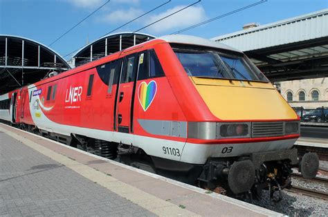 Class 91 91103 Lner Newcastle Central Lner S Celebrating Flickr