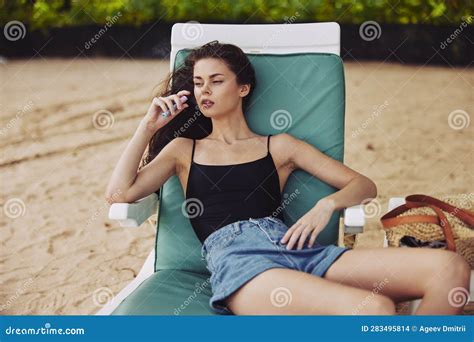 Woman Ocean Resort Sand Beach Sunbed Lifestyle Lying Sea Smiling