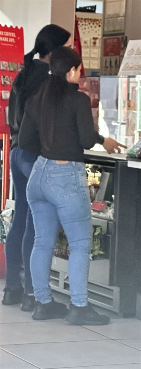 OC Latina Friends In Tight Jeans Tight Jeans Forum