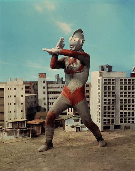 不憫すぎる『帰ってきたウルトラマン』の伝説 かつては「帰マン」と呼ばれ マグミクス