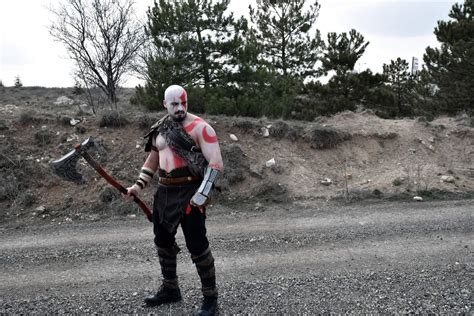 Kratos cosplay | Cosplay Amino