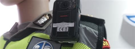 Polisi Di Surabaya Kini Dibekali Bodycam Pantau Anggota Tugas Di