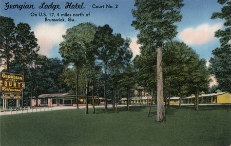 Georgian Lodge Hotel Court No. 2 Brunswick, GA Postcard