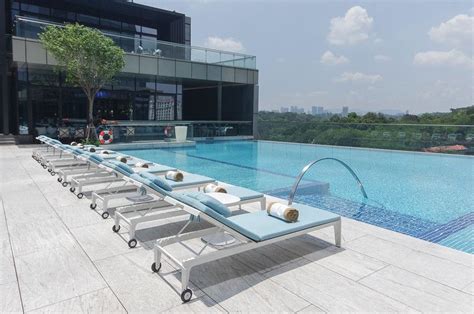 Top 10 Best Infinity Pool Spots In Kuala Lumpur