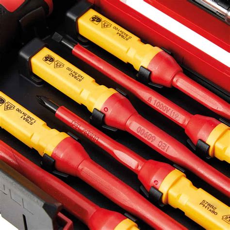 AABTools GAZELLE G80363 13 Piece 1000V Insulated Screwdriver Set