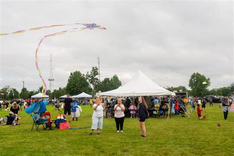 Photos Detroit Kite Festival Raises Spirits At Belle Isle