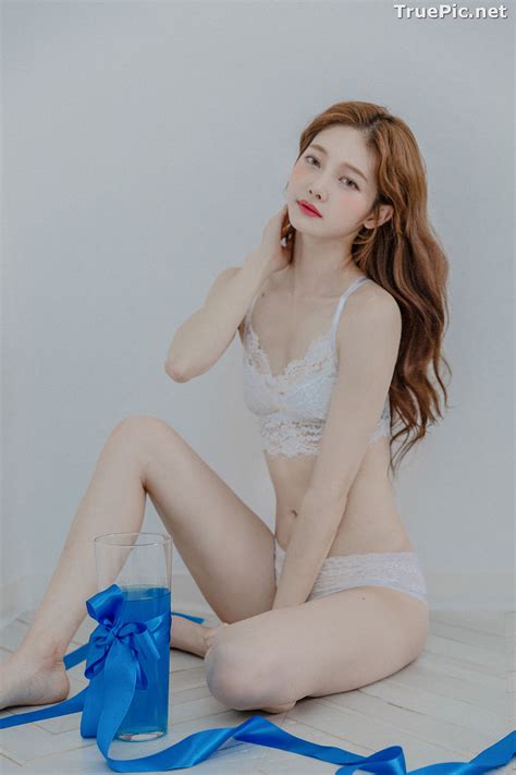 Korean Fashion Model Kim Hee Jeong Lingerie Gift For You