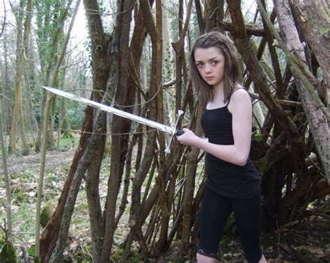 The Labyrinth: Arya Stark and her Needle Work