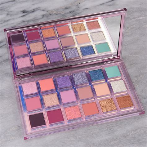 Huda Beauty Mercury Retrograde Eyeshadow Palette Review, 60% OFF