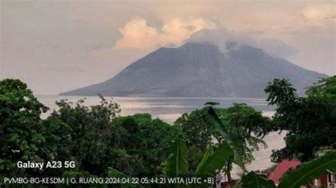 Breaking News Status Gunung Ruang Turun Dari Awas Jadi Siaga