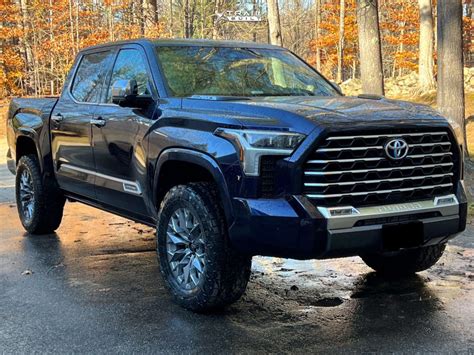 Toyota Tundra Wheel Offset Aggressive Outside Fender Leveling