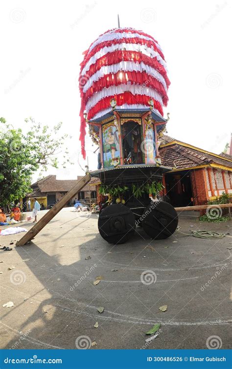 A Hindu Temple in the Long History of India Stock Photo - Image of ...